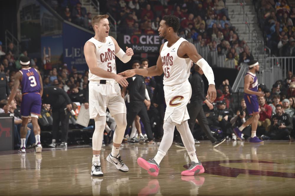 低平球回传 低平球回传